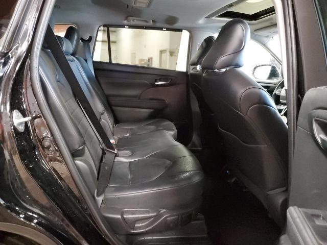 Photo 11 from auction – 2022 TOYOTA HIGHLANDER with VIN 5TDGZRBHXNS181382