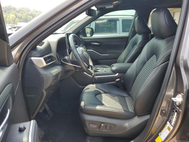 Photo 7 from auction – 2022 TOYOTA HIGHLANDER with VIN 5TDLZRAH0NS101667