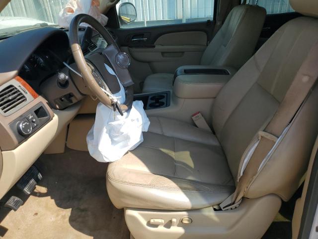 Photo 7 from auction – 2010 CHEVROLET TAHOE C150 with VIN 1GNUCBE07AR256234