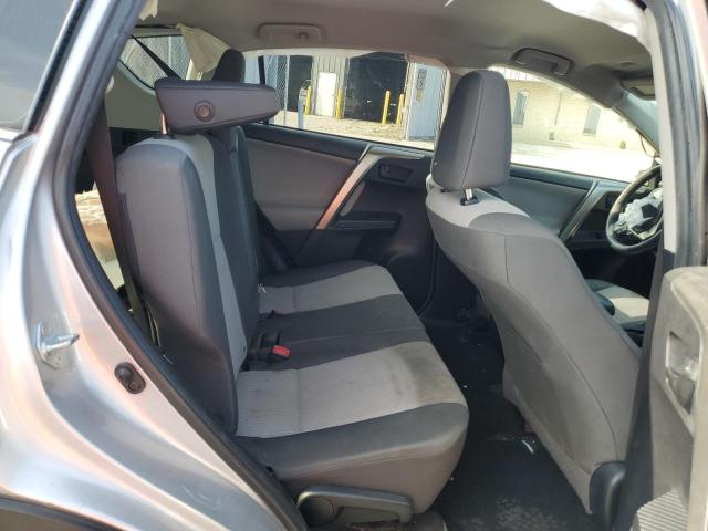 Photo 11 from auction – 2014 TOYOTA RAV4 LE with VIN JTMBFREV5ED048500