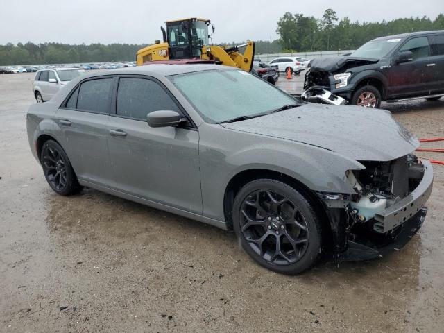 Photo 4 from auction – 2019 CHRYSLER 300 S with VIN 2C3CCABG2KH548833