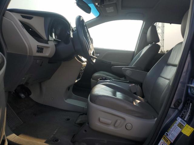 Photo 7 from auction – 2017 TOYOTA SIENNA XLE with VIN 5TDYZ3DC5HS831694