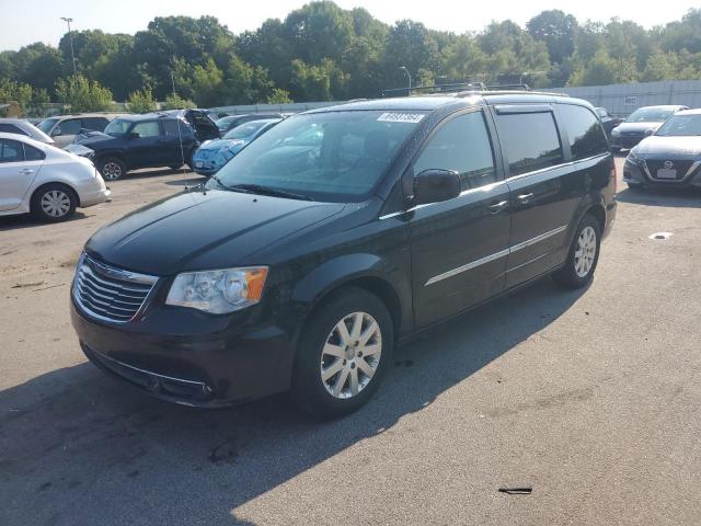 CHRYSLER TOWN & COU 2015 with VIN 2C4RC1BG7FR537820 - Photo from auction