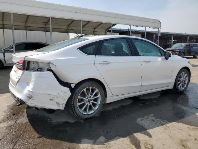 Photo 3 from auction – 2017 FORD FUSION SE with VIN 3FA6P0HD1HR350901