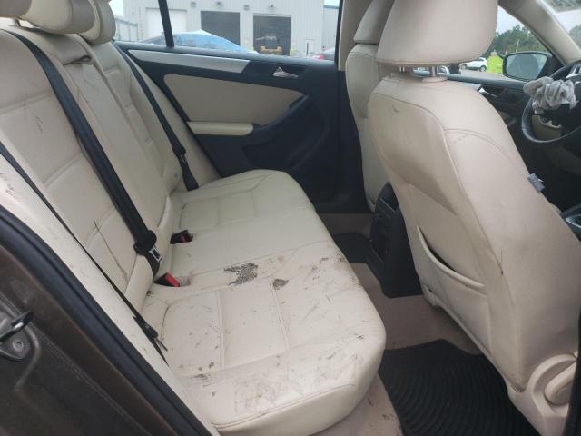 Photo 10 from auction – 2011 VOLKSWAGEN JETTA TDI with VIN 3VWLL7AJ7BM126065