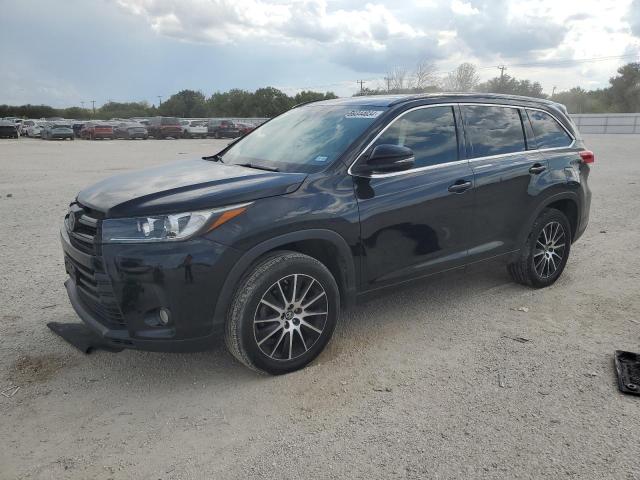 TOYOTA HIGHLANDER 2017 with VIN 5TDKZRFH1HS219672 - Photo from auction