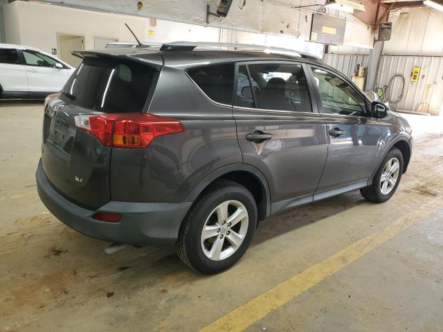 Photo 3 from auction – 2014 TOYOTA RAV4 XLE with VIN JTMWFREV5EJ014284