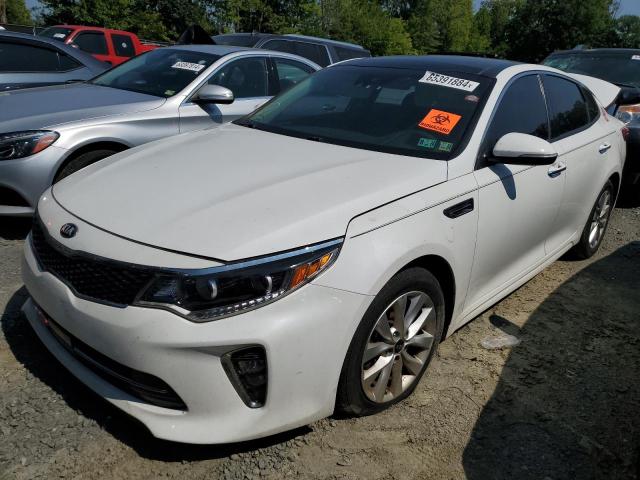 KIA OPTIMA EX 2018 with VIN 5XXGU4L35JG198929 - Photo from auction