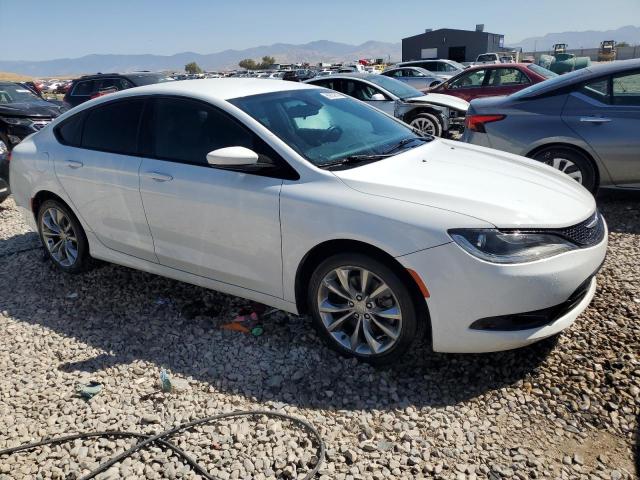 Photo 4 from auction – 2015 CHRYSLER 200 S with VIN 1C3CCCDG5FN556981
