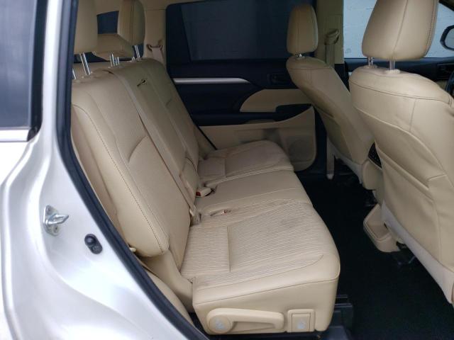 Photo 11 from auction – 2016 TOYOTA HIGHLANDER with VIN 5TDZKRFH5GS160742