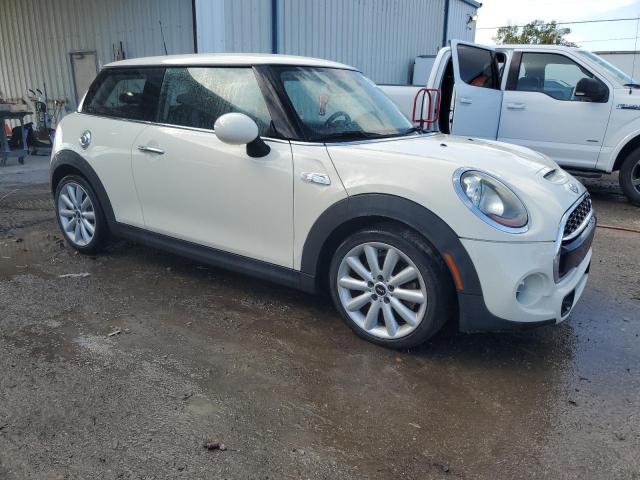 Photo 4 from auction – 2017 MINI COOPER S with VIN WMWXP7C3XH2A46198