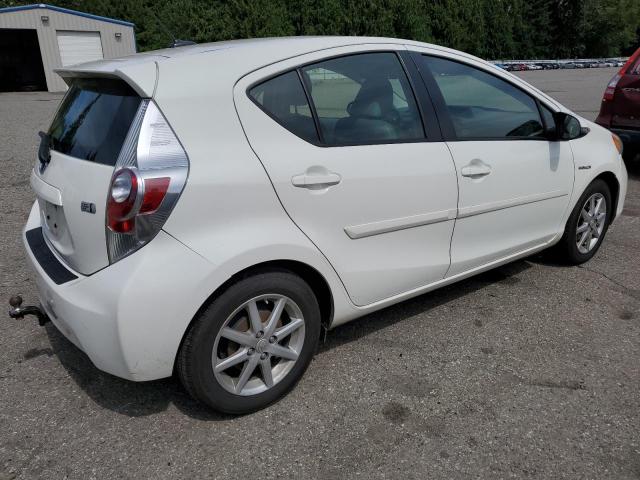 Photo 3 from auction – 2013 TOYOTA PRIUS C with VIN JTDKDTB39D1038106