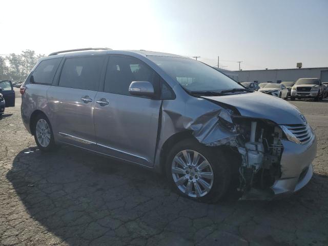 Photo 4 from auction – 2016 TOYOTA SIENNA XLE with VIN 5TDYK3DC8GS741488