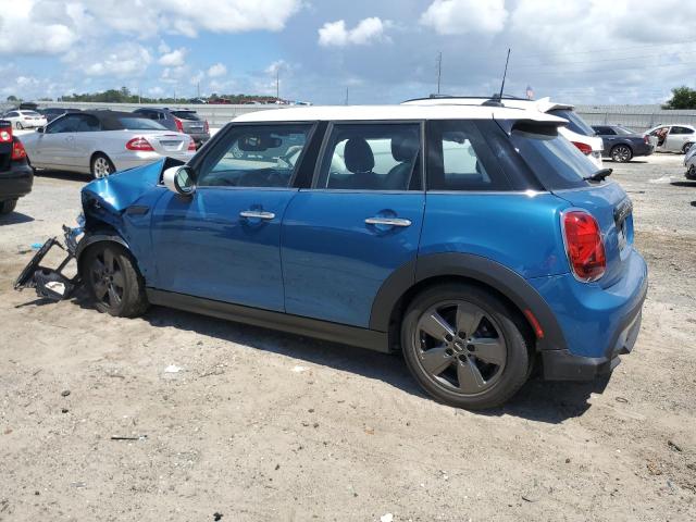 Photo 2 from auction – 2024 MINI COOPER with VIN WMW33DK00R2V04491