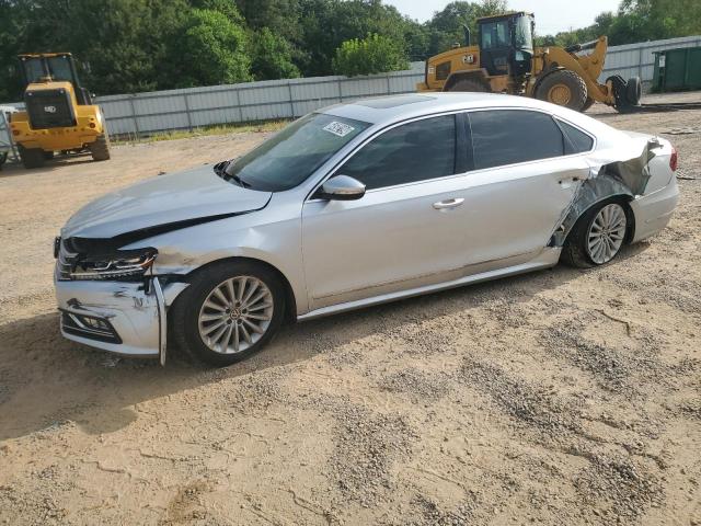 VOLKSWAGEN PASSAT SE 2017 with VIN 1VWBT7A34HC021586 - Photo from auction
