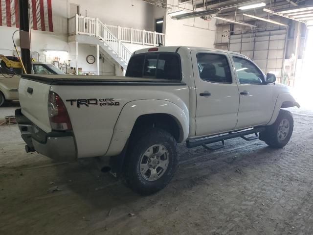Photo 3 from auction – 2015 TOYOTA TACOMA DOU with VIN 3TMLU4EN2FM168726