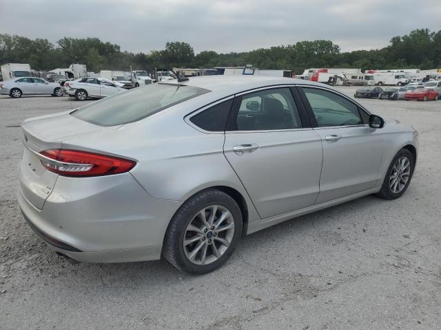 Photo 3 from auction – 2017 FORD FUSION SE with VIN 3FA6P0HD9HR348572