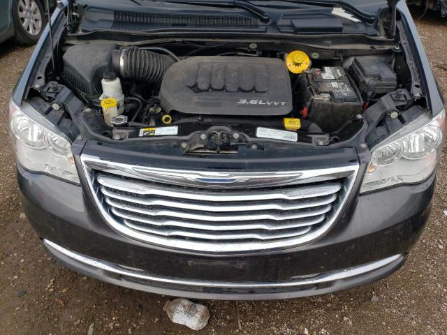 Photo 12 from auction – 2016 CHRYSLER TOWN & COU with VIN 2C4RC1CG4GR191340