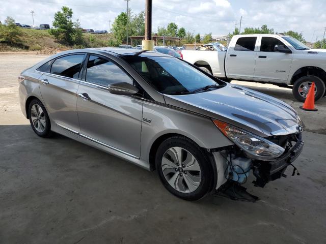 Photo 4 from auction – 2013 HYUNDAI SONATA HYB with VIN KMHEC4A41DA066462