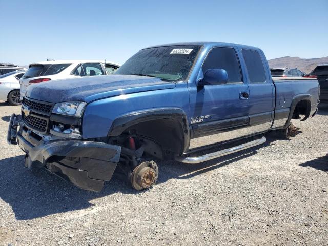 CHEVROLET SILVERADO 2005 with VIN 1GCHC29UX5E144693 - Photo from auction