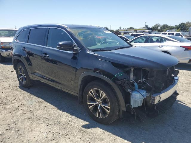 Photo 4 from auction – 2016 TOYOTA HIGHLANDER with VIN 5TDJKRFH3GS271951