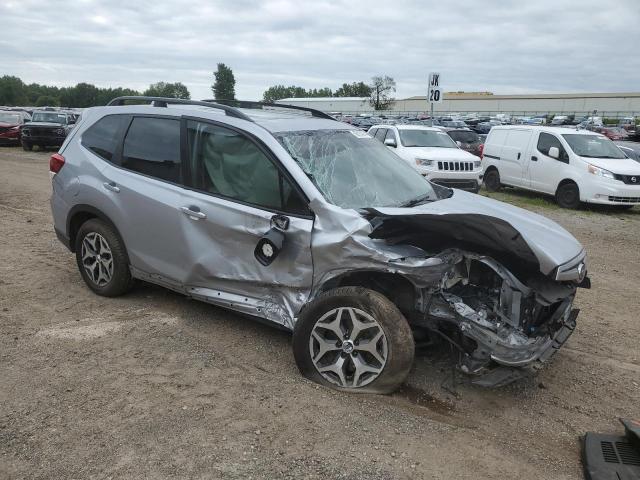 Photo 4 from auction – 2019 SUBARU FORESTER P with VIN JF2SKAECXKH447467