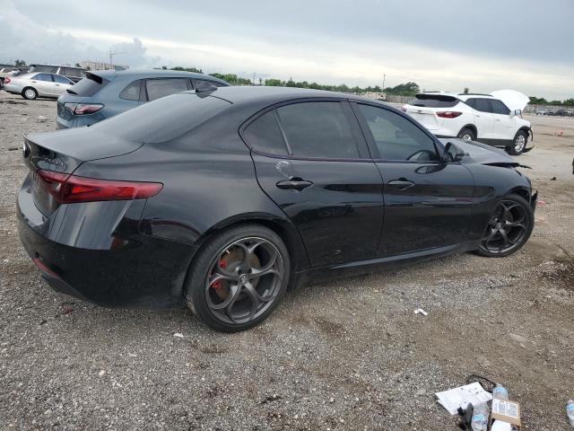 Photo 3 from auction – 2019 ALFA ROMEO GIULIA with VIN ZARFAMAN2K7600320