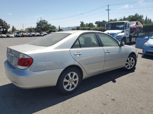 Photo 3 from auction – 2005 TOYOTA CAMRY LE with VIN 4T1BF32K25U614633