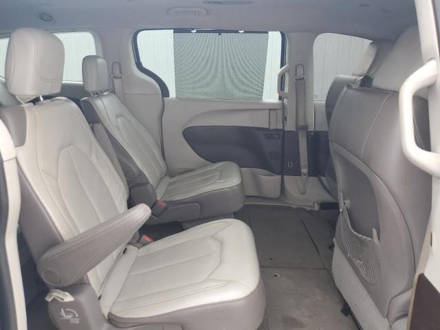 Photo 11 from auction – 2020 CHRYSLER VOYAGER LX with VIN 2C4RC1DG1LR265368