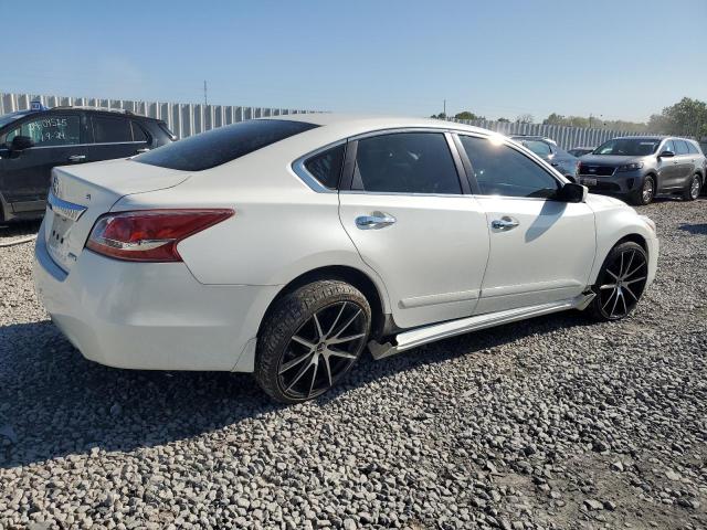 Photo 3 from auction – 2013 NISSAN ALTIMA 2.5 with VIN 1N4AL3AP4DC284736