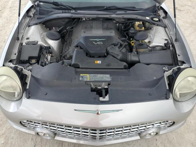Foto 11 de la subasta – 2004 FORD THUNDERBIR con VIN 1FAHP60A74Y110860