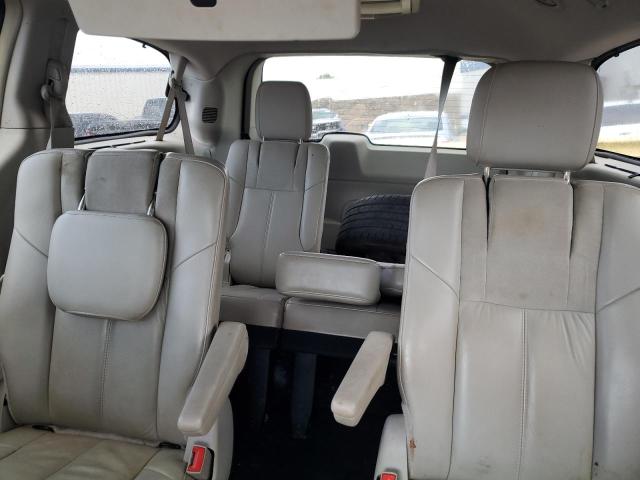Photo 10 from auction – 2012 CHRYSLER TOWN & COU with VIN 2C4RC1GGXCR267261