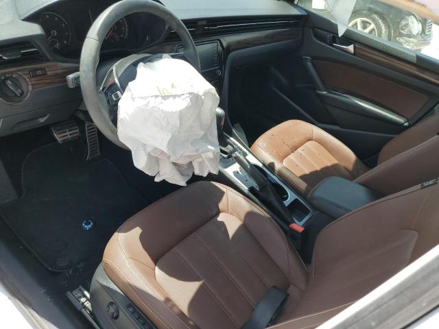 Photo 8 from auction – 2022 VOLKSWAGEN PASSAT LIM with VIN 1VWBA7A33NC006594