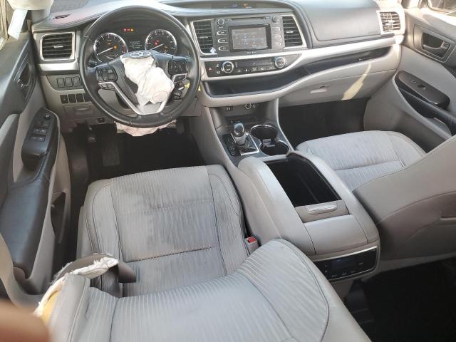 Photo 8 from auction – 2015 TOYOTA HIGHLANDER with VIN 5TDZKRFH9FS075188