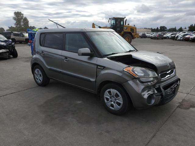 Photo 4 from auction – 2013 KIA SOUL with VIN KNDJT2A50D7622581