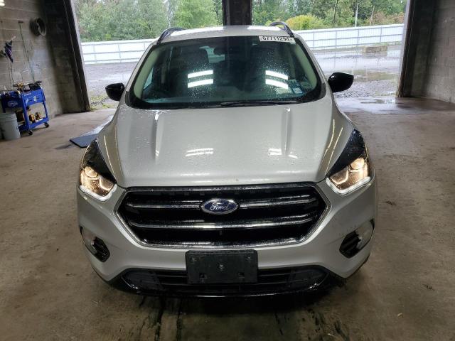 Photo 5 from auction – 2019 FORD ESCAPE SE with VIN 1FMCU9GD0KUA76193