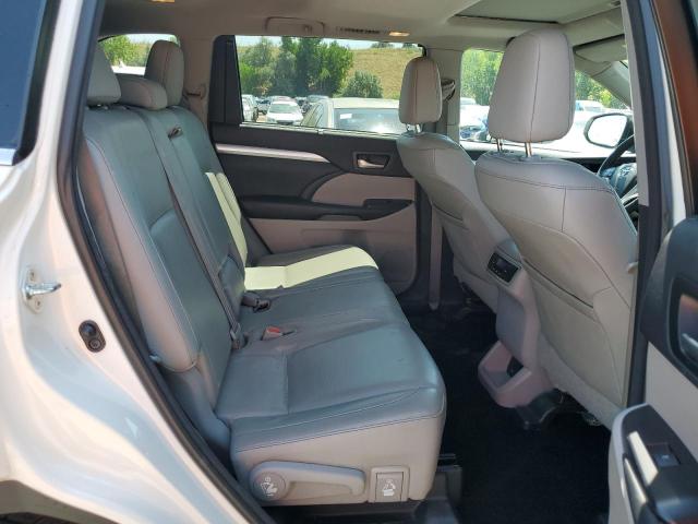 Фото 11 с аукциона – 2016 TOYOTA HIGHLANDER с VIN 5TDJKRFH7GS248589