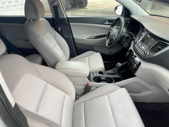 Photo 5 from auction – 2016 HYUNDAI TUCSON LIM with VIN KM8J3CA26GU236244