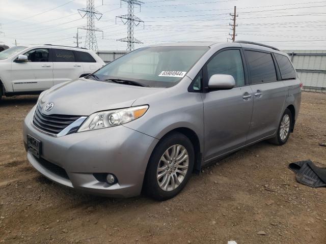 Photo 1 from auction – 2011 TOYOTA SIENNA XLE with VIN 5TDYK3DC4BS014518