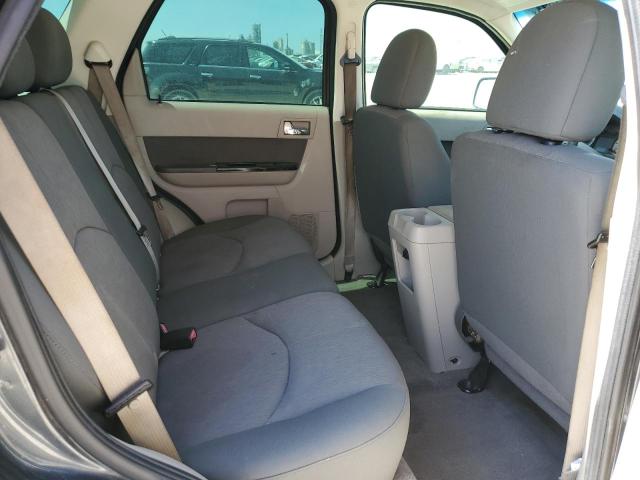 Photo 11 from auction – 2010 MAZDA TRIBUTE I with VIN 4F2CY0C70AKM02623
