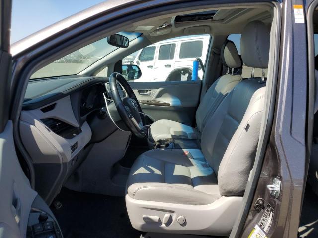 Photo 7 from auction – 2016 TOYOTA SIENNA XLE with VIN 5TDYK3DC8GS714517