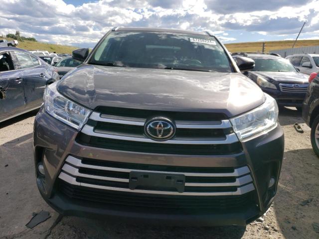 Photo 5 from auction – 2019 TOYOTA HIGHLANDER with VIN 5TDJZRFH8KS622955