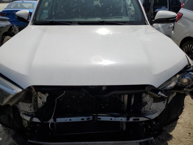 Photo 11 from auction – 2018 TOYOTA 4RUNNER SR with VIN JTEBU5JR5J5508407