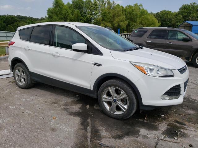 Photo 4 from auction – 2016 FORD ESCAPE SE with VIN 1FMCU9GXXGUB75802