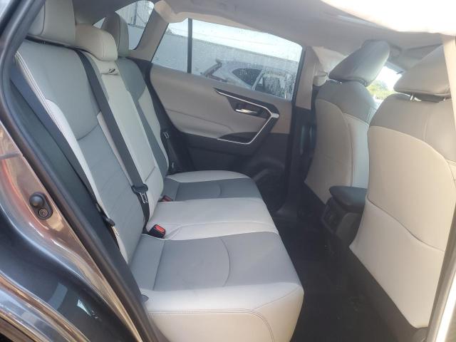 Photo 11 from auction – 2021 TOYOTA RAV4 XLE P with VIN 2T3C1RFV4MC105080