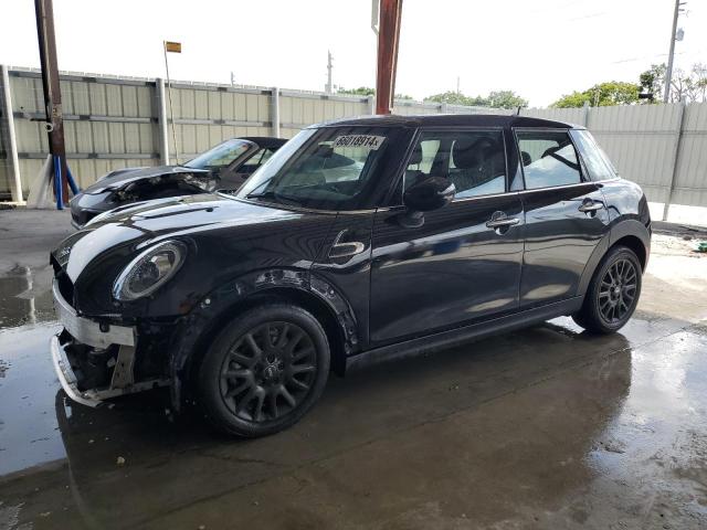 MINI COOPER 2020 with VIN WMWXU7C02L2L95599 - Photo from auction