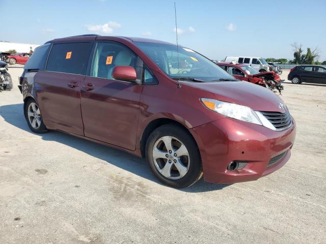 Photo 4 from auction – 2013 TOYOTA SIENNA LE with VIN 5TDKK3DC2DS310551