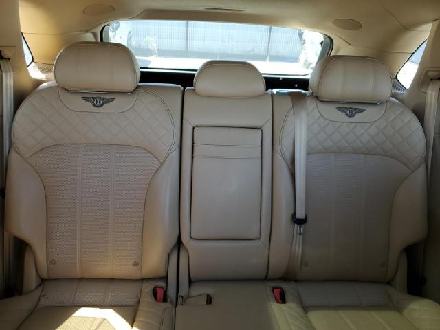 Photo 10 from auction – 2017 BENTLEY BENTAYGA with VIN SJAAC2ZV4HC015179