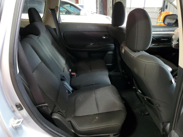 Photo 11 from auction – 2016 MITSUBISHI OUTLANDER with VIN JA4AZ3A39GZ012684