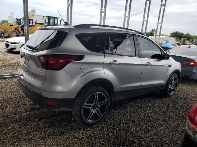 Photo 3 from auction – 2019 FORD ESCAPE SEL with VIN 1FMCU0HD4KUA54918